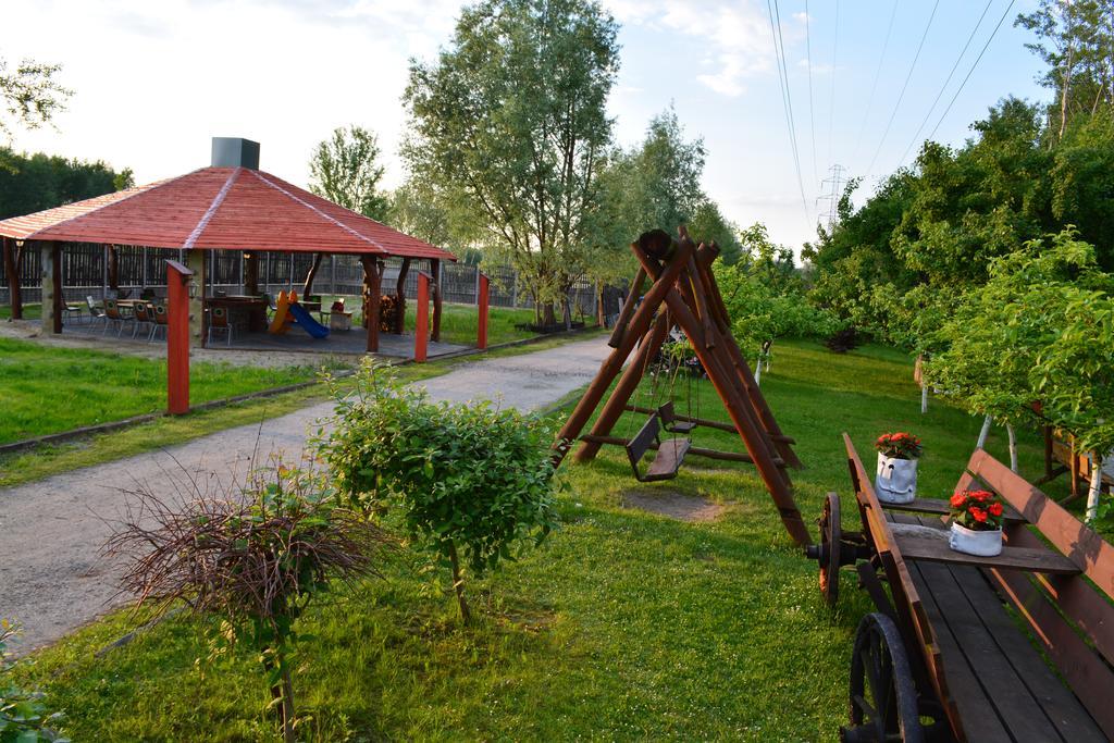 Hotel Stawisko Klaudyn Exterior photo